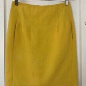 Moschino cheapandchic   women skirt size 10(us) dark yellow color